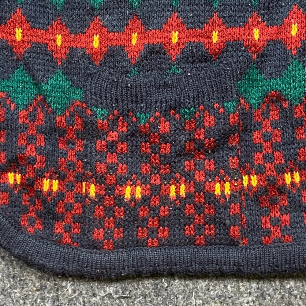 Tally-Ho Vintage Grandmacore Womens PM Fair Isle Geometric Knit Cardigan Sweater